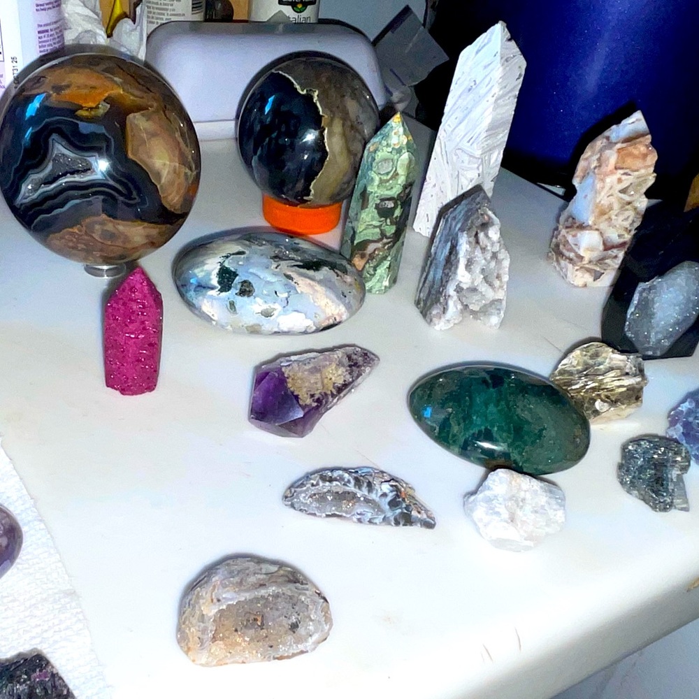 Bundle of Healing Crystals (46 pieces)